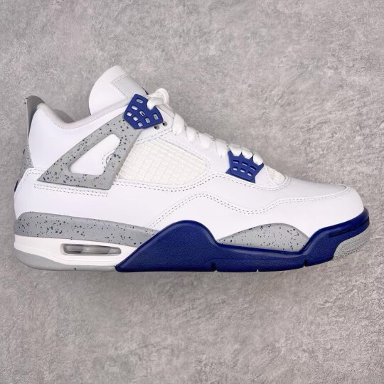 Air Jordan 4 Retro ‘Midnight Navy’