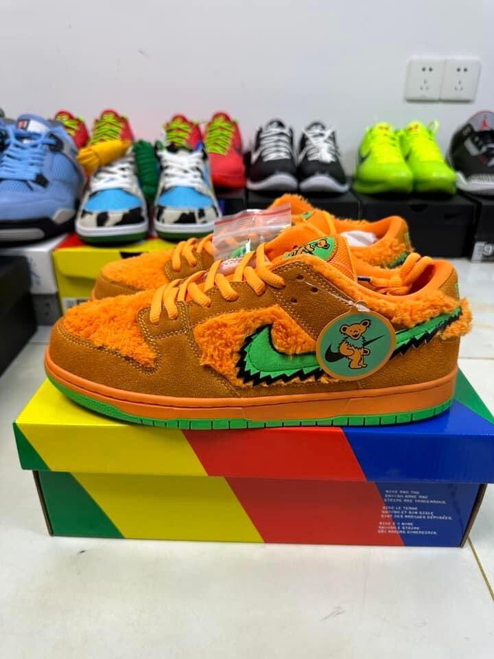 Grateful Dead X Nike SB Low Dunk “Orange Bear”