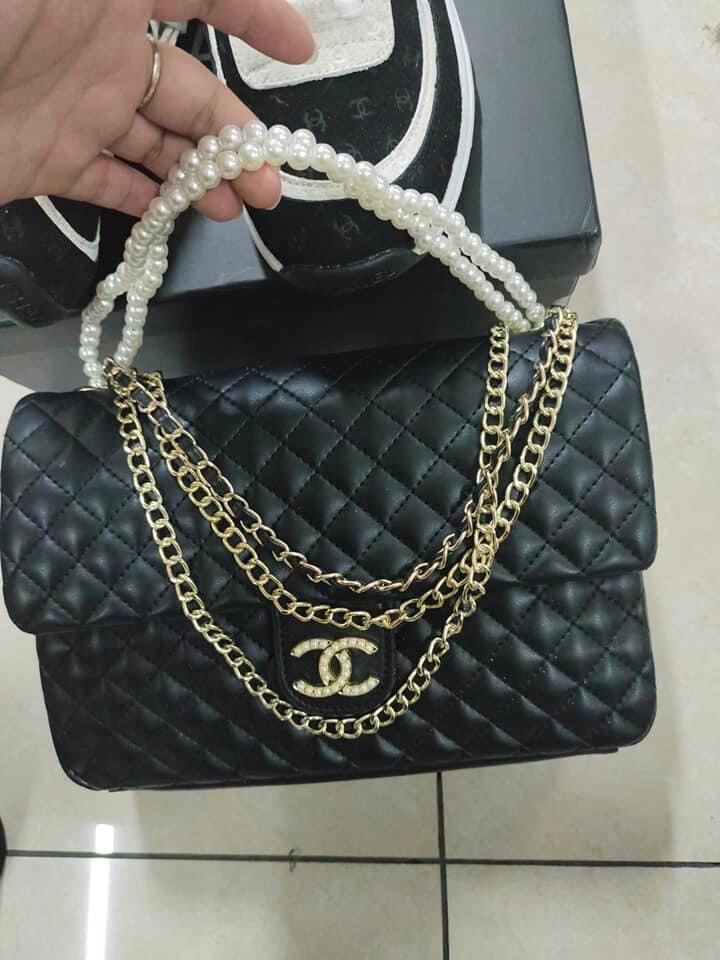 Black Chanel Leather Purse