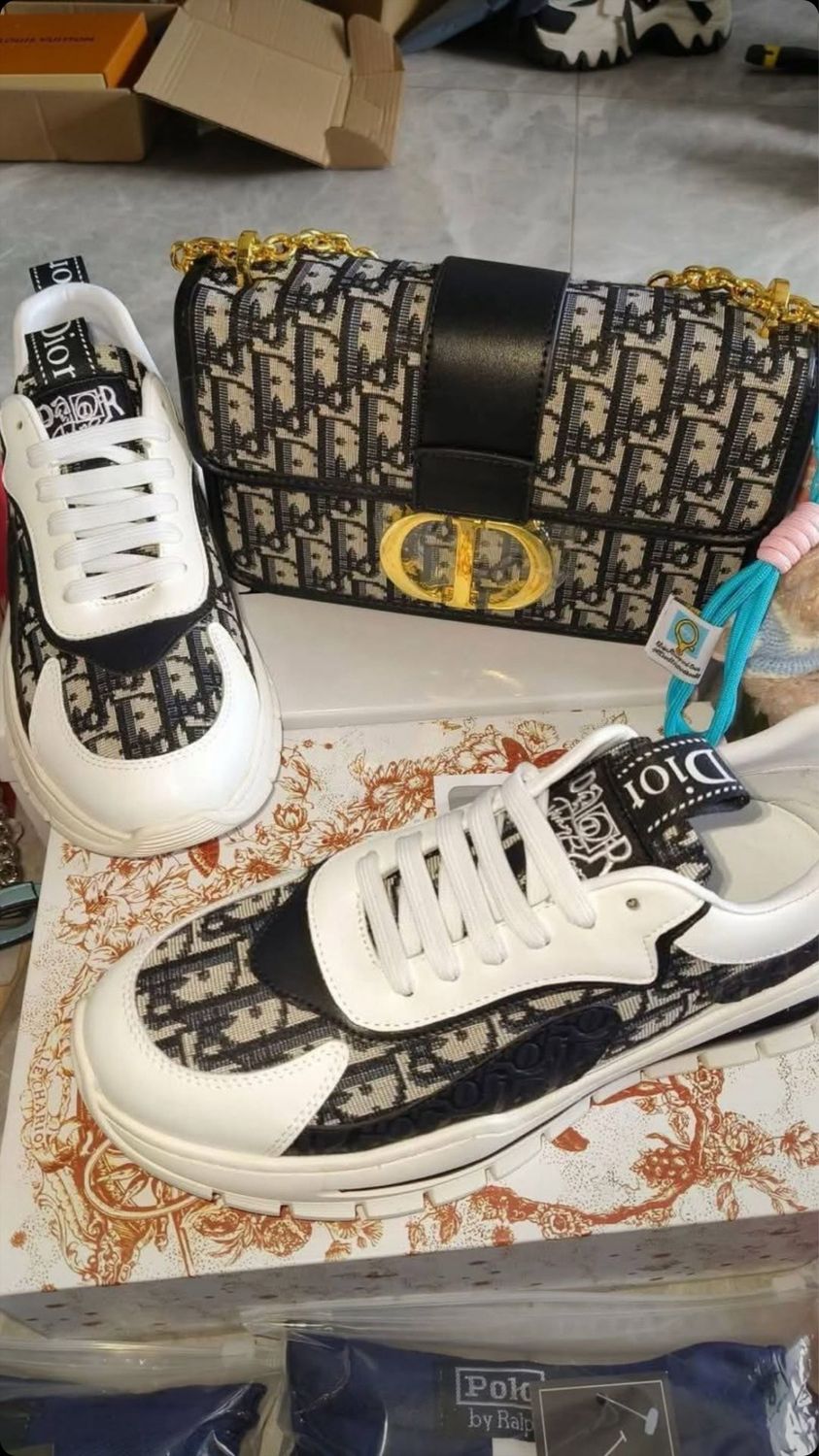 Christian Dior Shoes With Bag