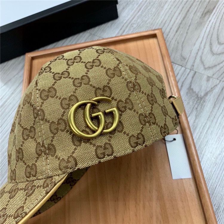 Brown GG hat with gold GG