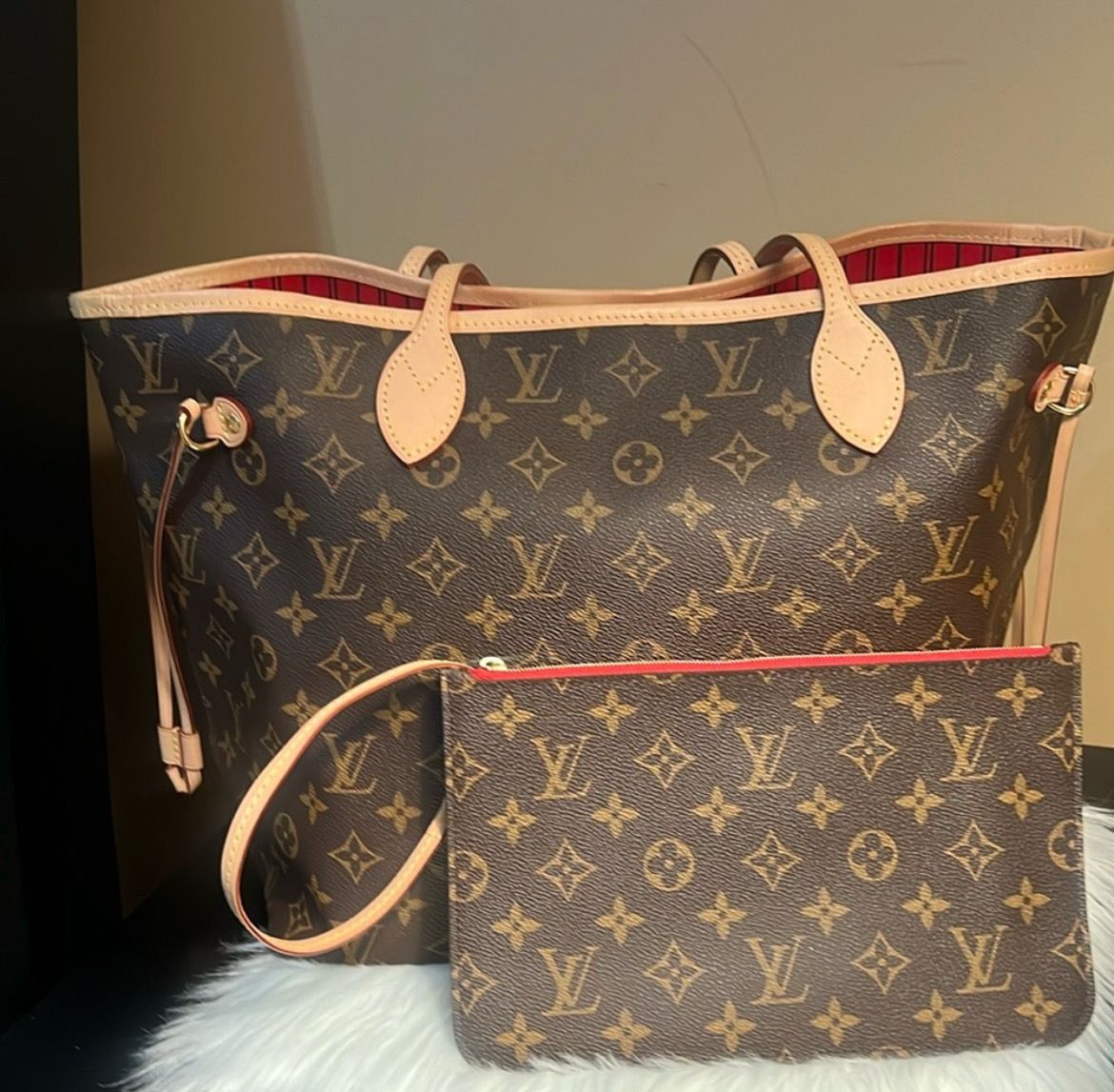 LV Never full Handbag