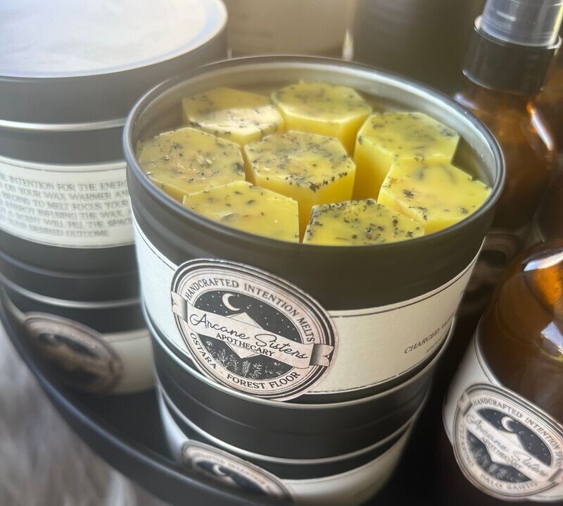 CANDLES AND WAX MELTS