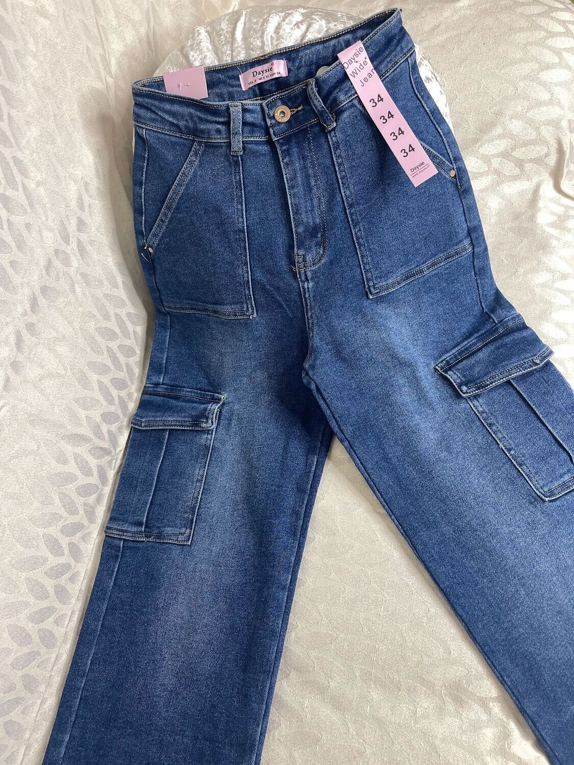 Pantalón tejano pata ancha cargo