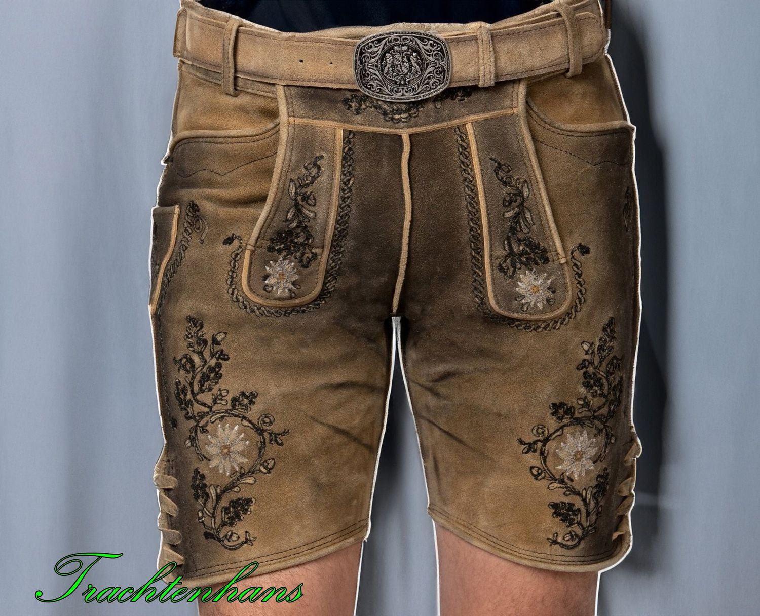 Kurze Lederhose &quot;Ayaz&quot; alt-schwarz aus pflanzlich gegerbtem Bioleder