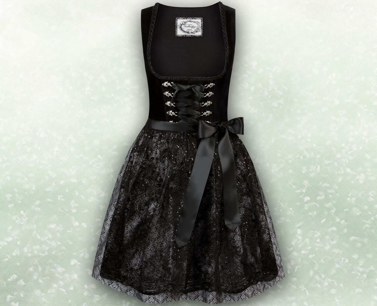 Dirndl &quot;Juno&quot; schwarz / exklusives Stück begeistert mit ausdrucksstarken Design und hochwertigen Samt