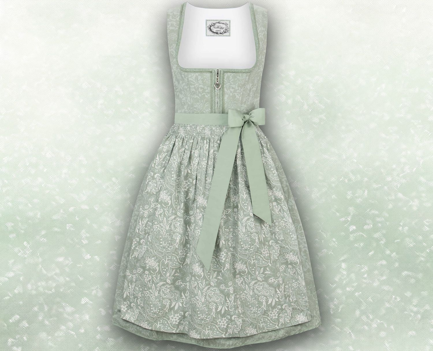 Dirndl &quot;Flora&quot; salbei / mit einem femininen Herzanhänger verziert