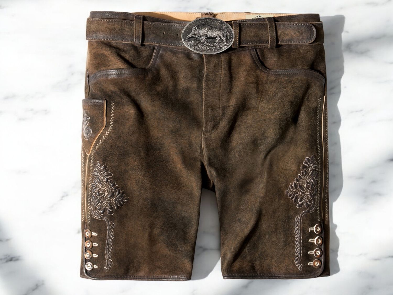 Kurze Lederhose &quot;Nathan&quot; dunkelbraun mit Reißverschluss und Gürtel