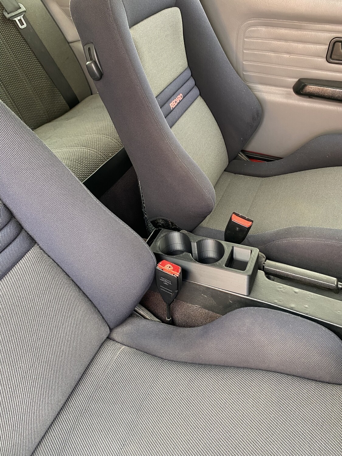 E30 Cup Holders