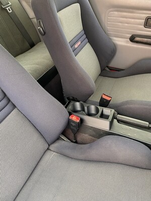 E30 Cup Holders