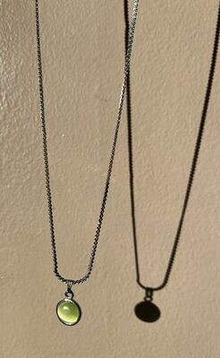 Green beaded bracelet, necklace and earring set