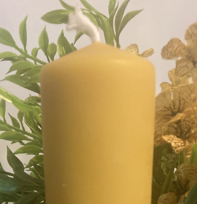 Small pillar