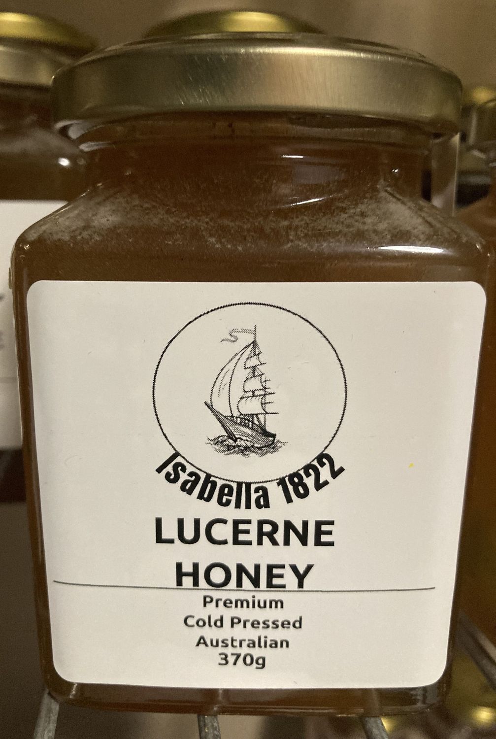 370g Lucerne premium raw honey