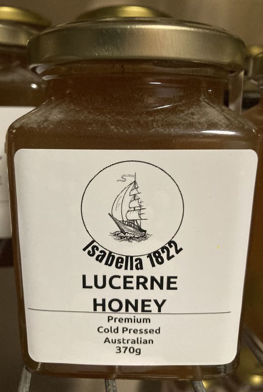 370g Lucerne premium raw honey