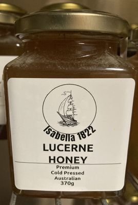 370g Lucerne premium raw honey