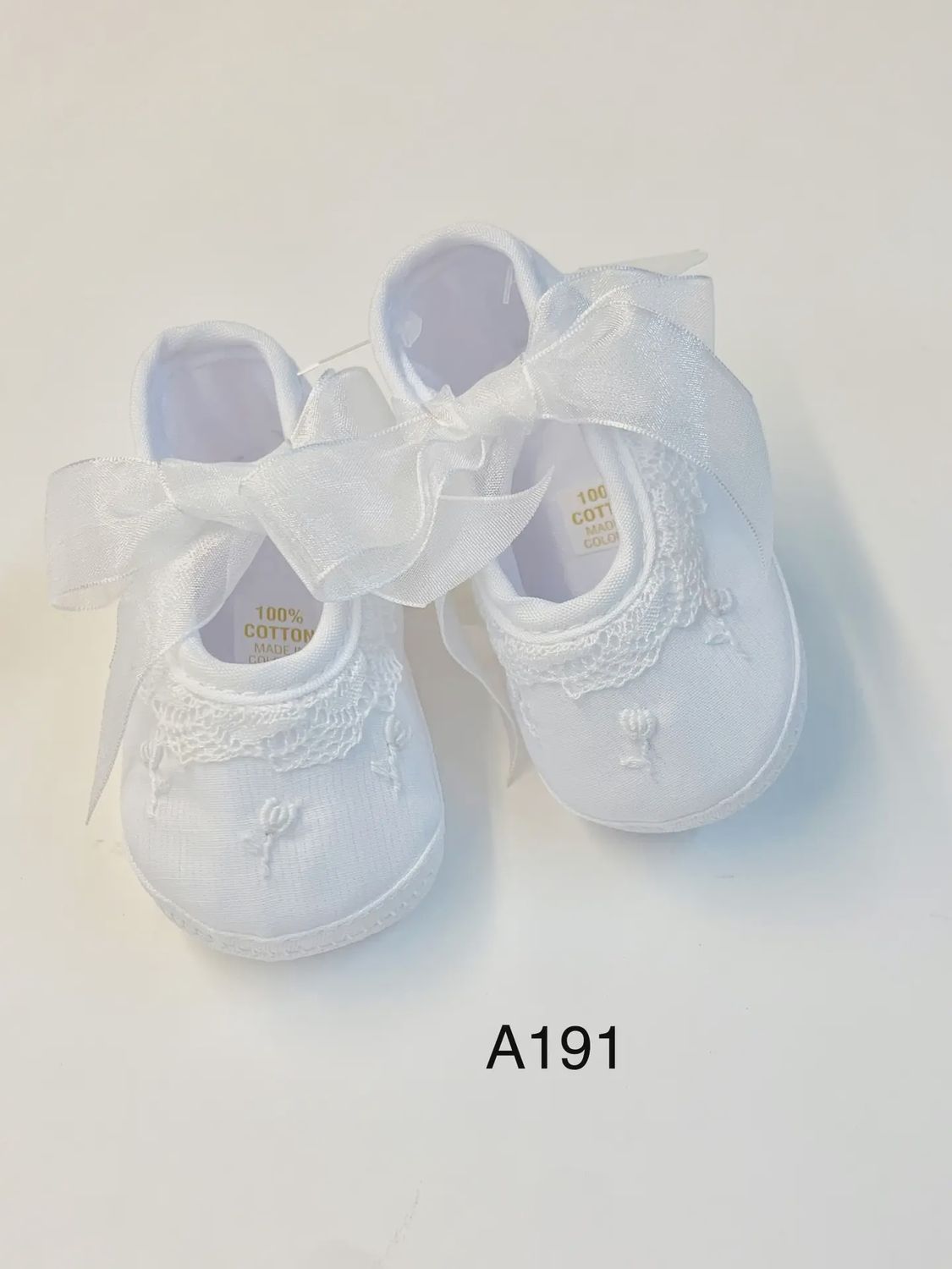 Will&#39;beth  Sweet Baby Girl White Shoes