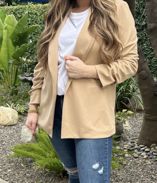 Scrunch Sleeve Blazer