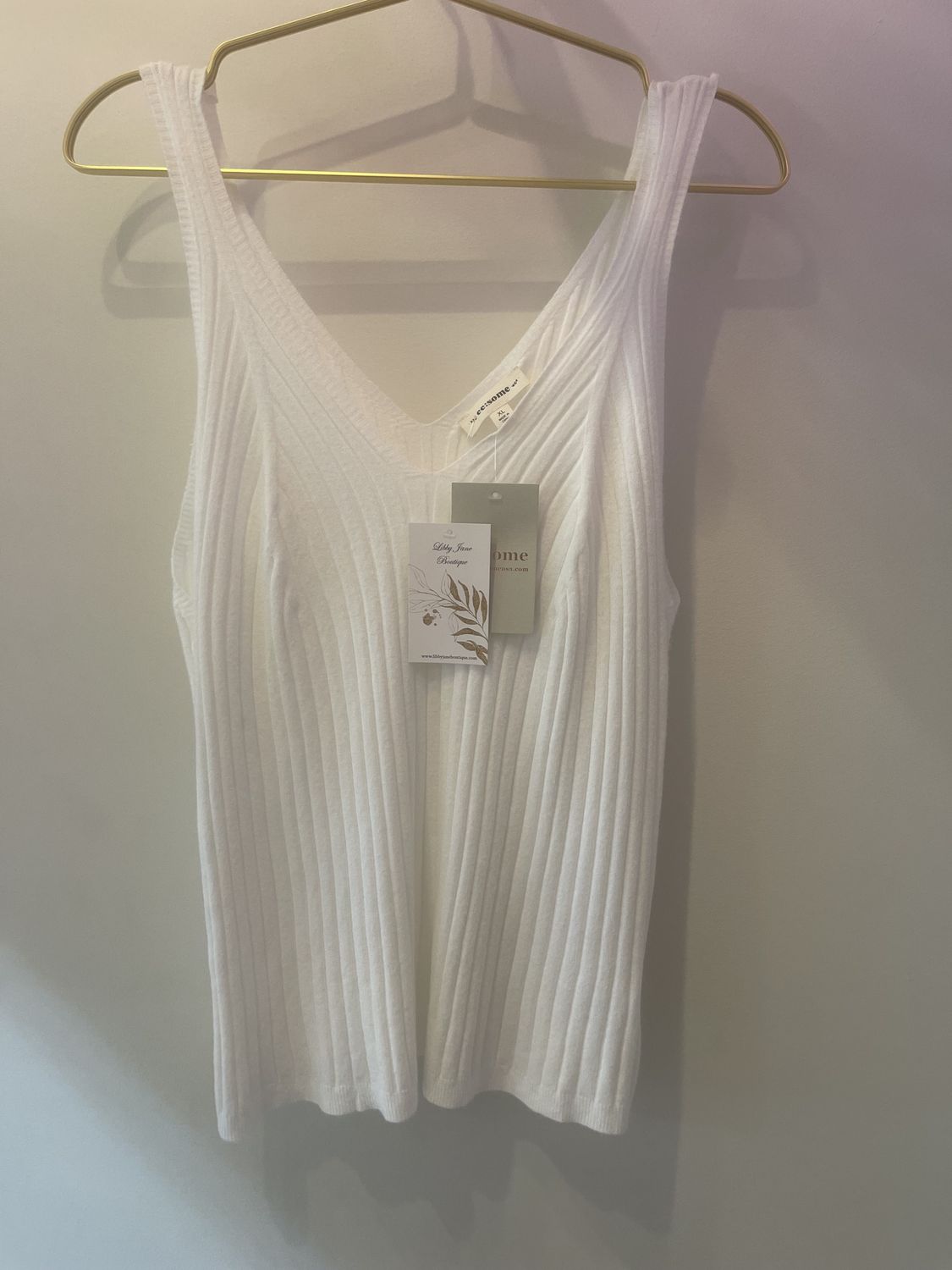 Plus Size Ribbed V Neck Tank