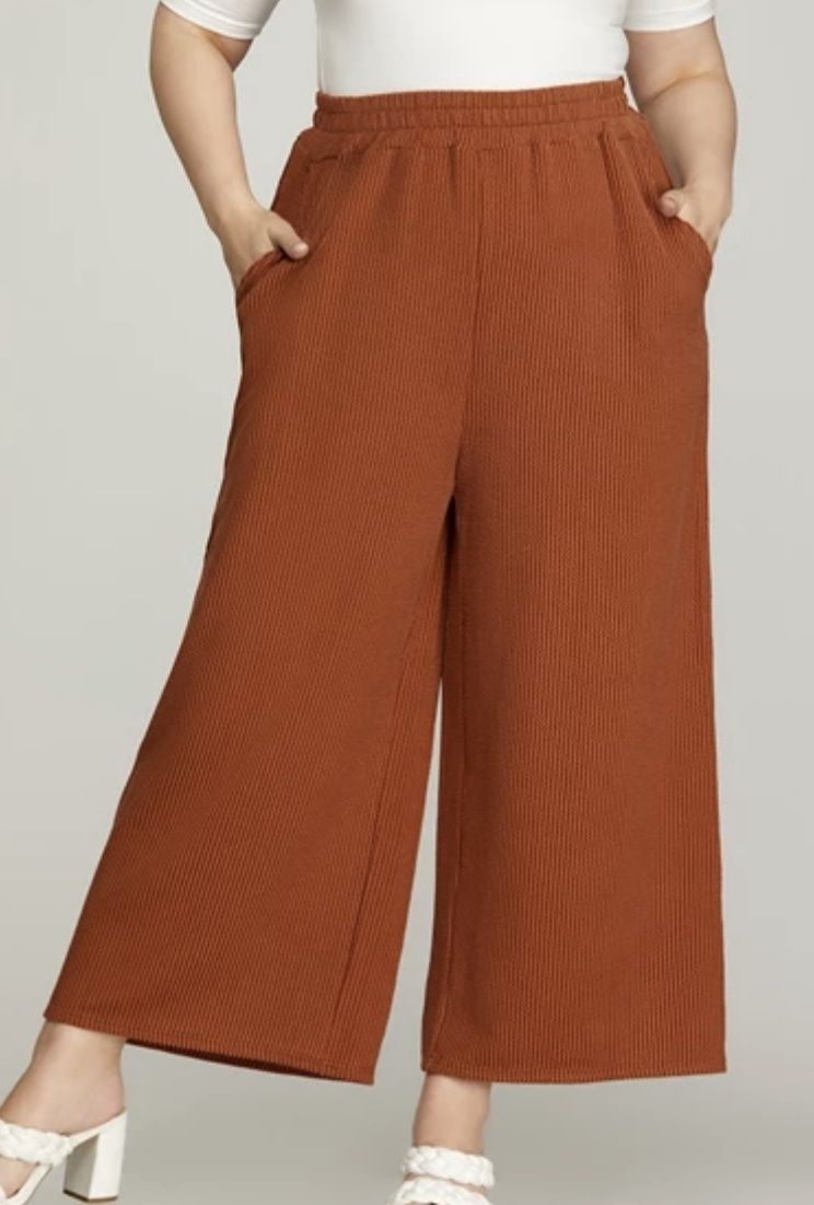 Cream Wide Leg Capri Pants