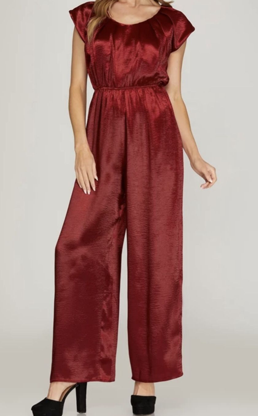 Wine Drop Shoulder Pleated Jumpsuit