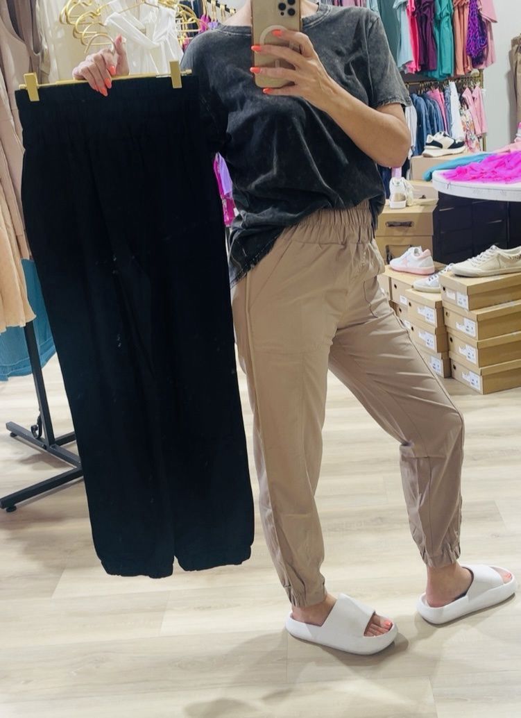 High Waisted Cargo Joggers W/Pockets