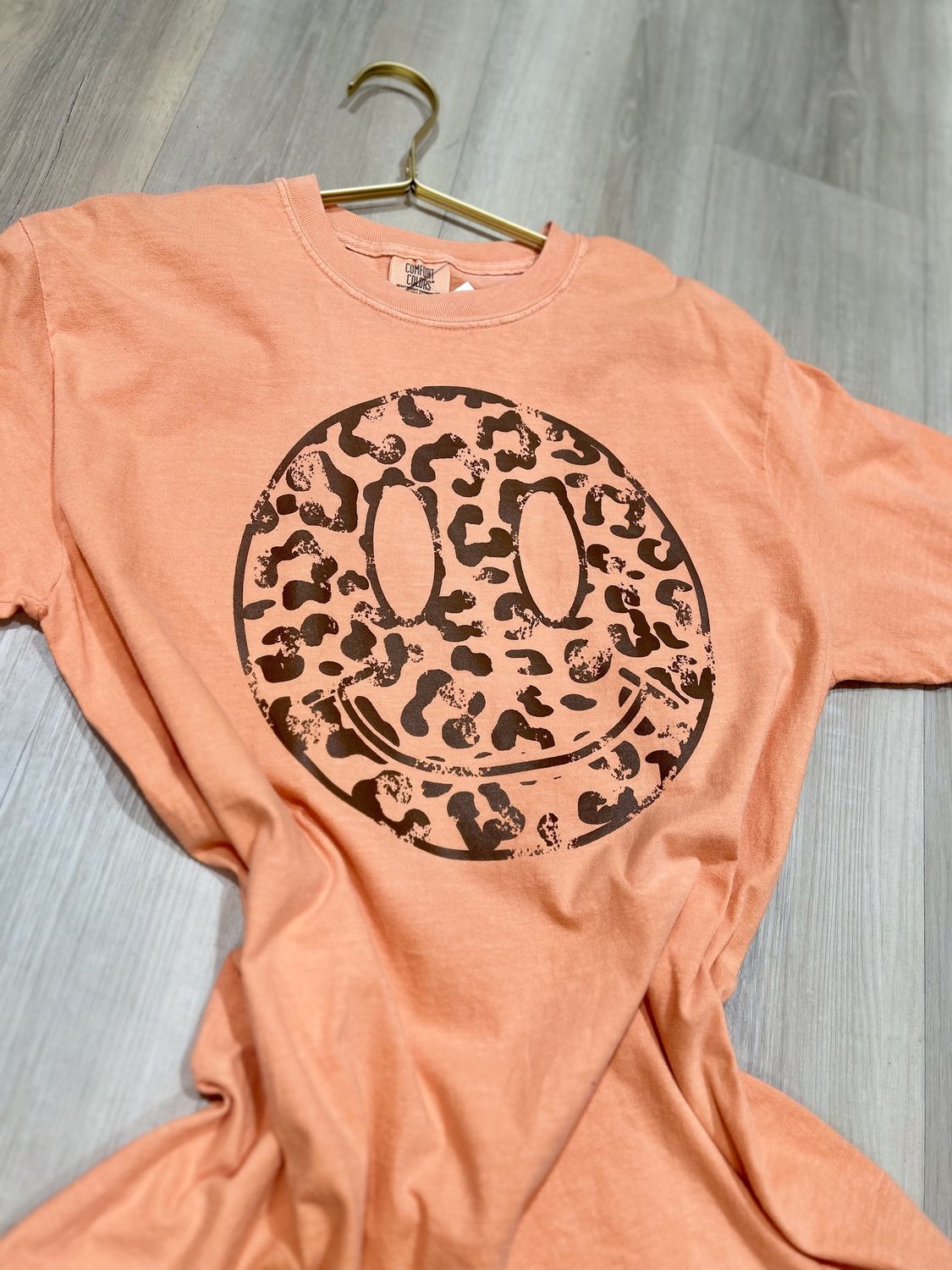 Leopard Smiley Face T-Shirt, Size: S, Colour: Coral