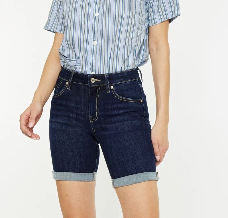 Mid Rise Fold Shorts