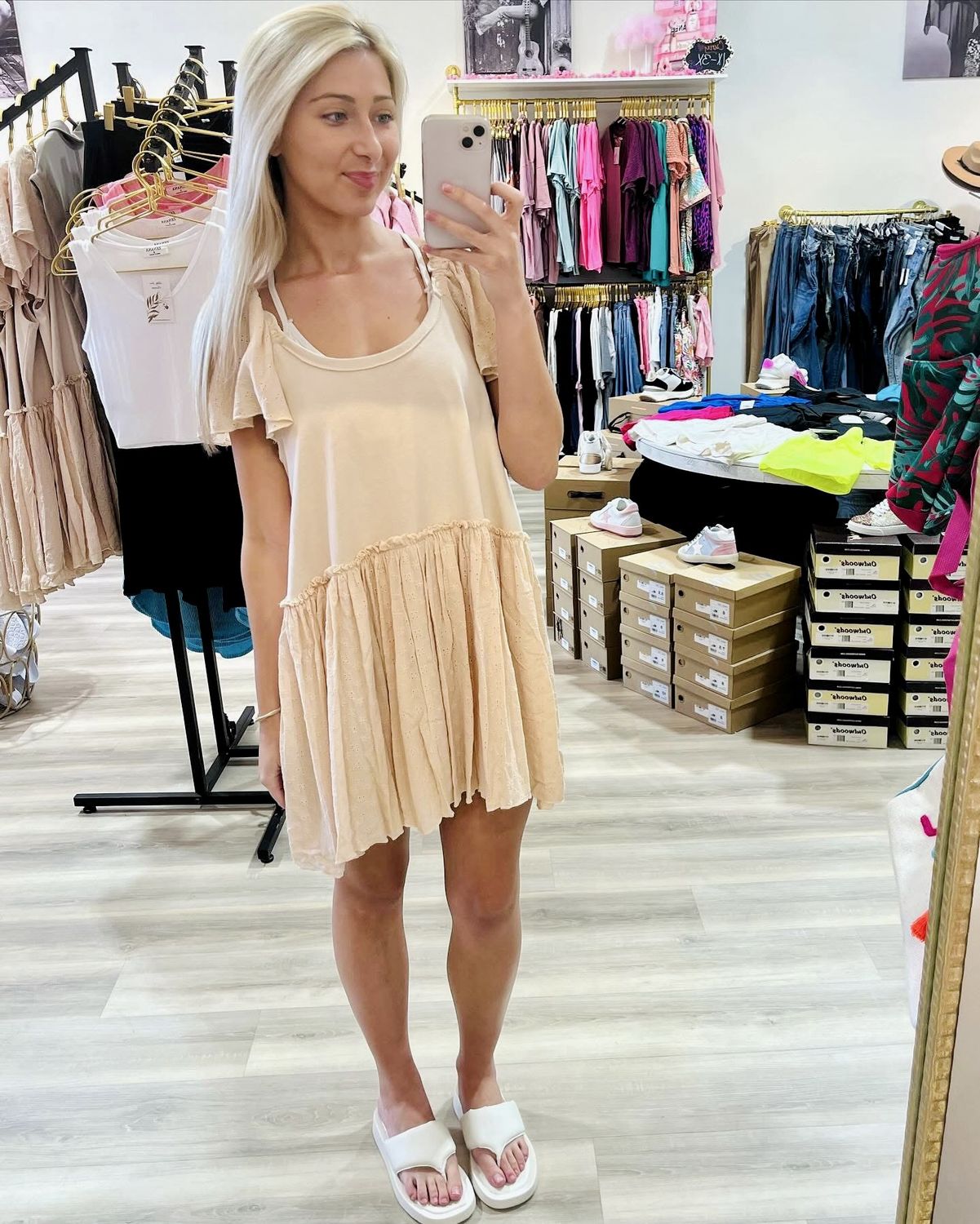 Natural Round Neck Short Sleeve Dress