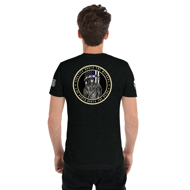 JUSTICE HUNTS THE WICKED | WHI TXT | T-shirt
