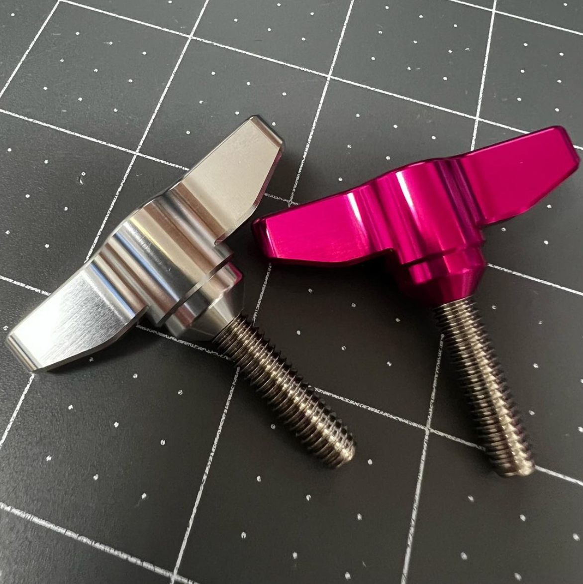 Hydrofoil Wingscrews, M6 x 25mm, Set of 4, Hot Pink