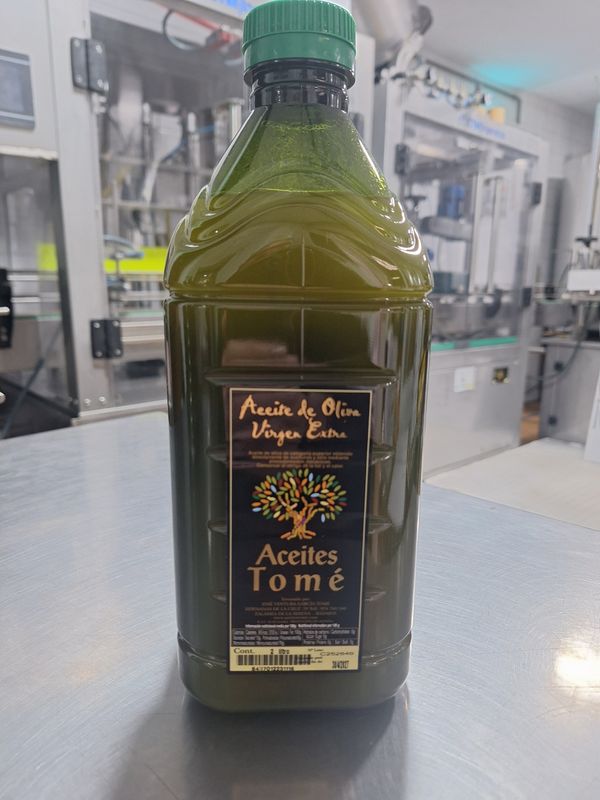 Caja de 6 garrafas de 2 litros de aceite de oliva virgen extra EN RAMA.