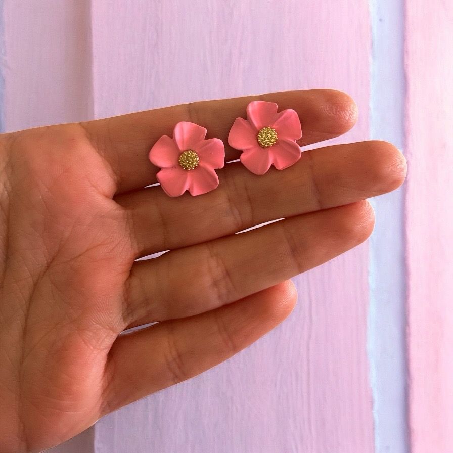 Puce fleur rose