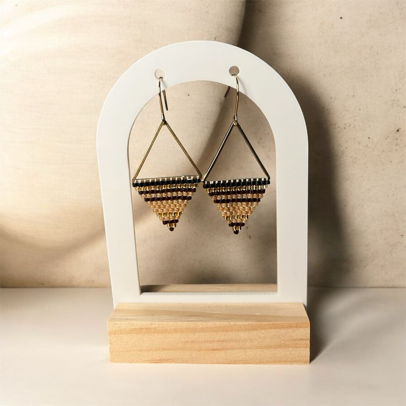 Boucle d’oreille beige &amp; Noir