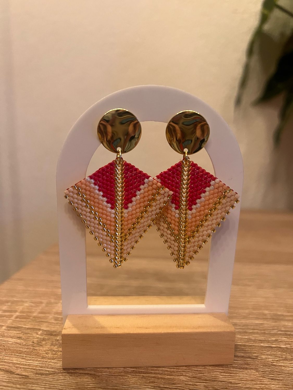 Boucle d’oreille rose