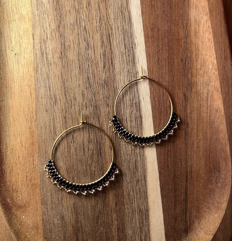 Créole brune et noir