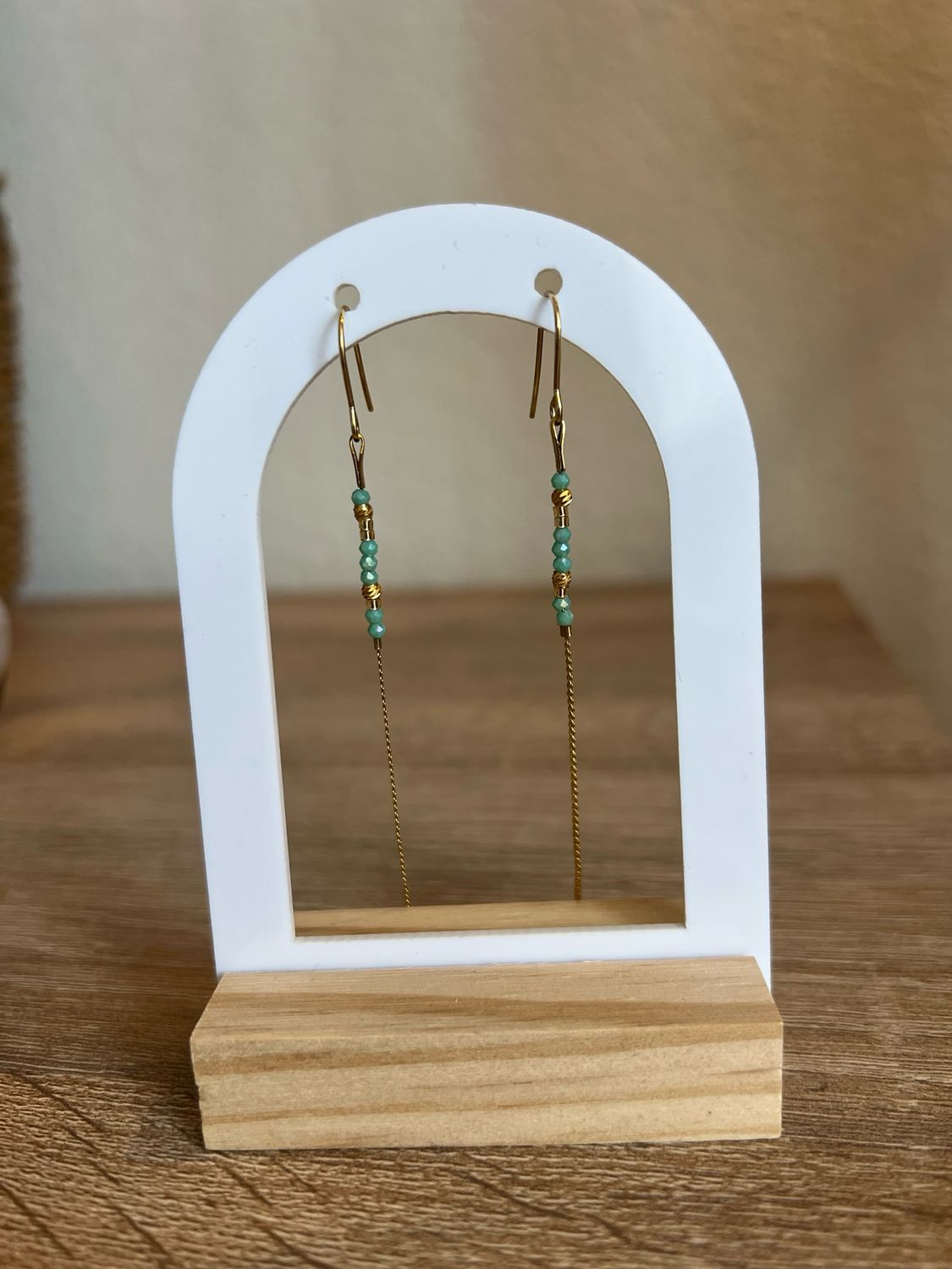 Boucle d’oreille fine turquoise