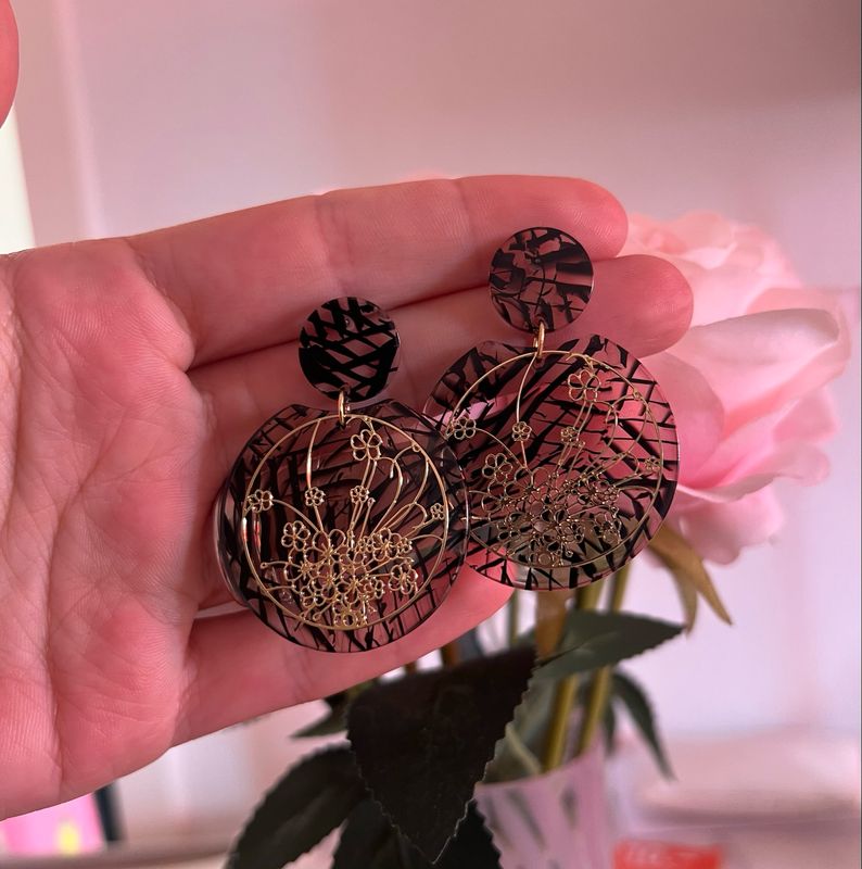 Boucle d’oreille fleur