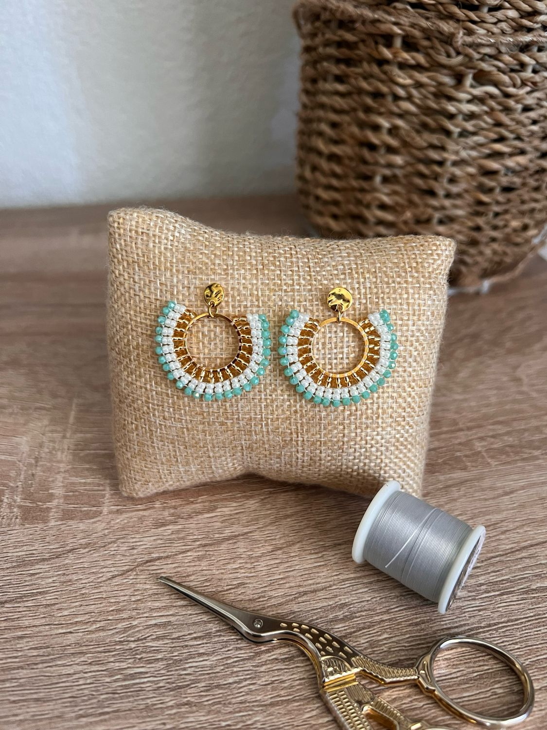 Boucle d’oreille bleu turquoise