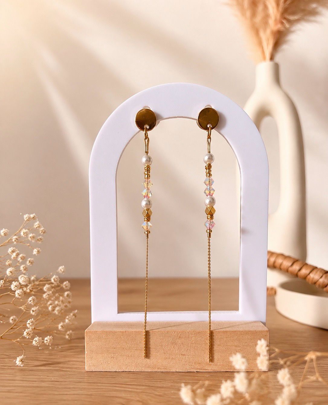 Boucle d’oreille blanche
