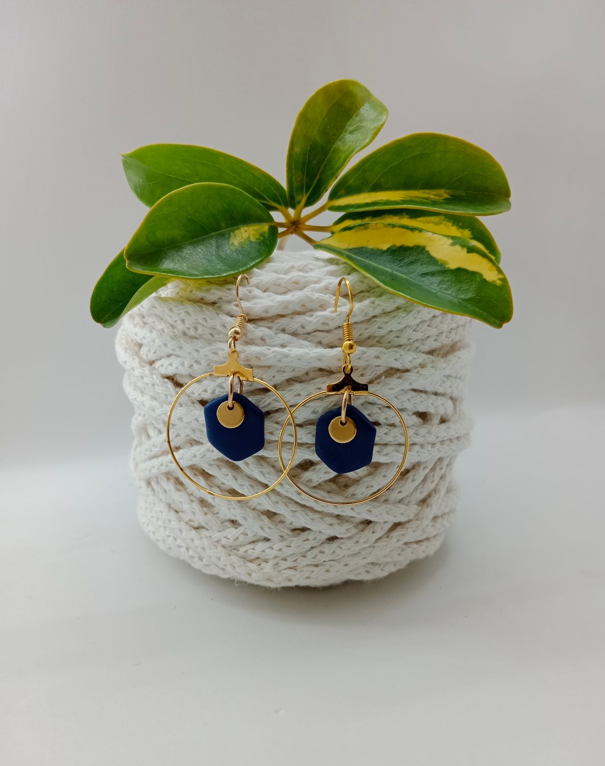 ARETES