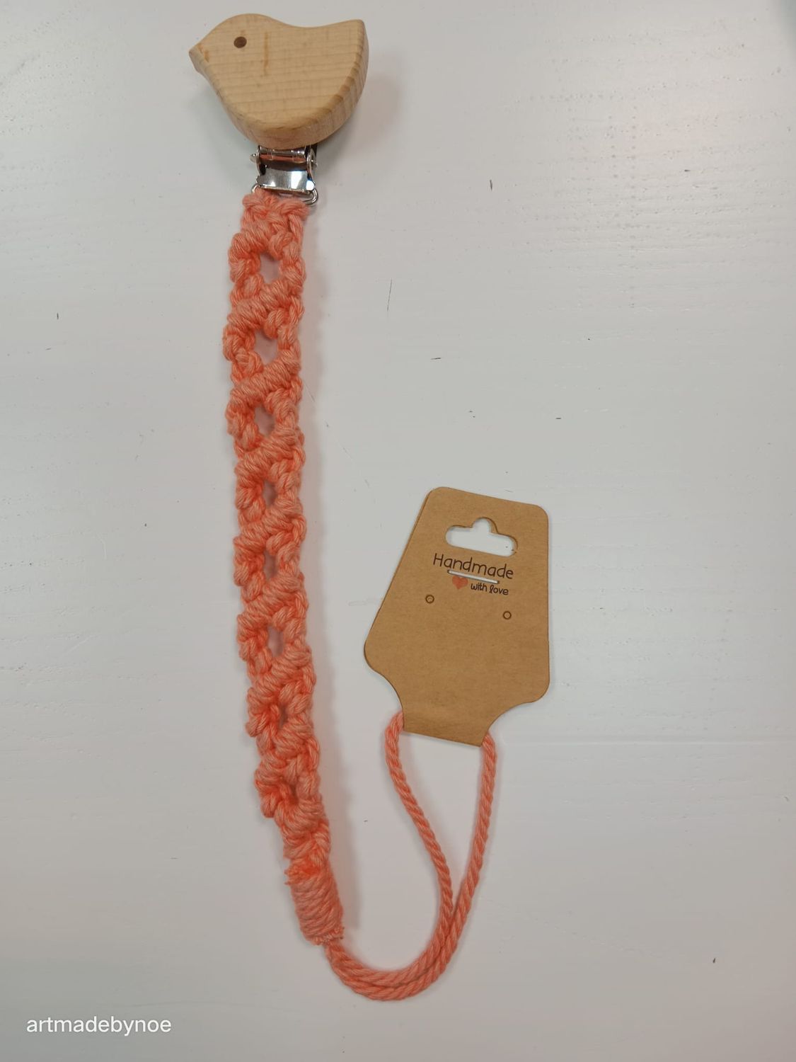 Chupetero de macramé