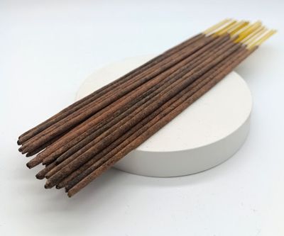10" sticks - Outstanding Incense Lifts the atmosphere in any dwelling. 100 sticks per pack