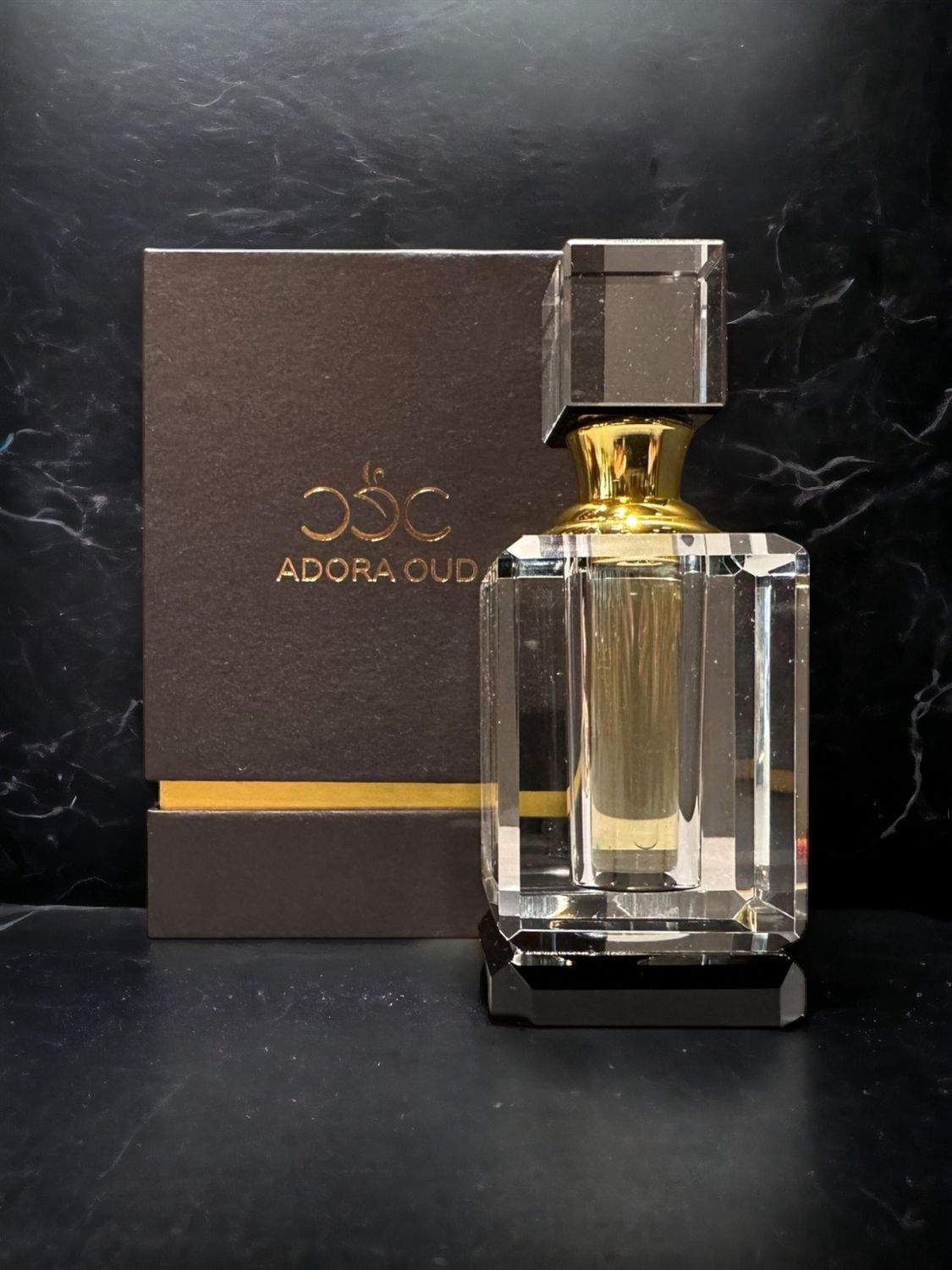 Adora Sandal Perfume Oil, Size: 12 ML