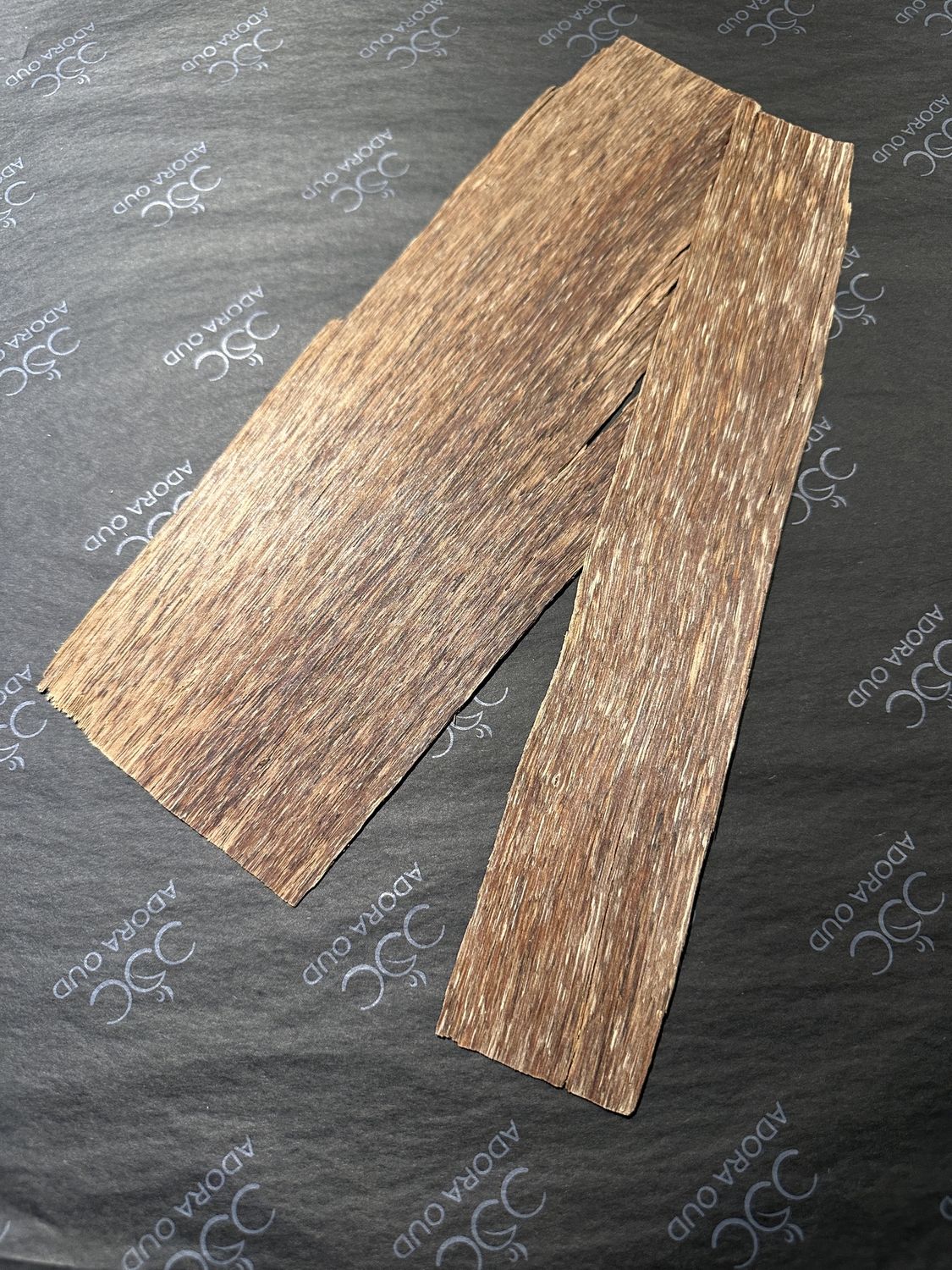 Adora Oud  Vietnam Agarwood Oud Slats / Chips ( 1 oz )