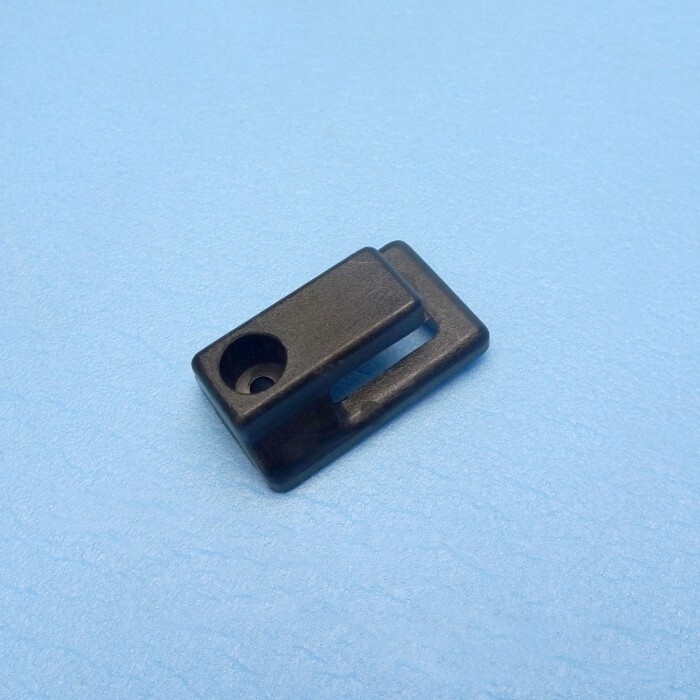 Cabin Hook Retainer