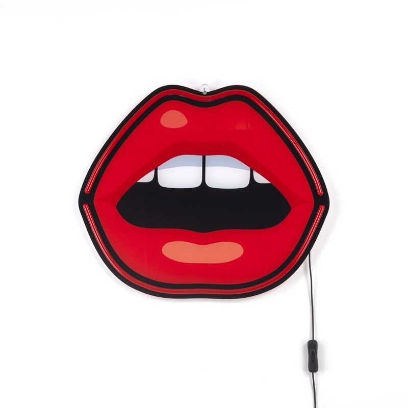 LED sign &quot;BLOW&quot;, mouth