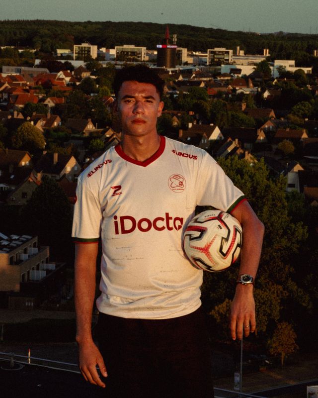 Away shirt 26/27