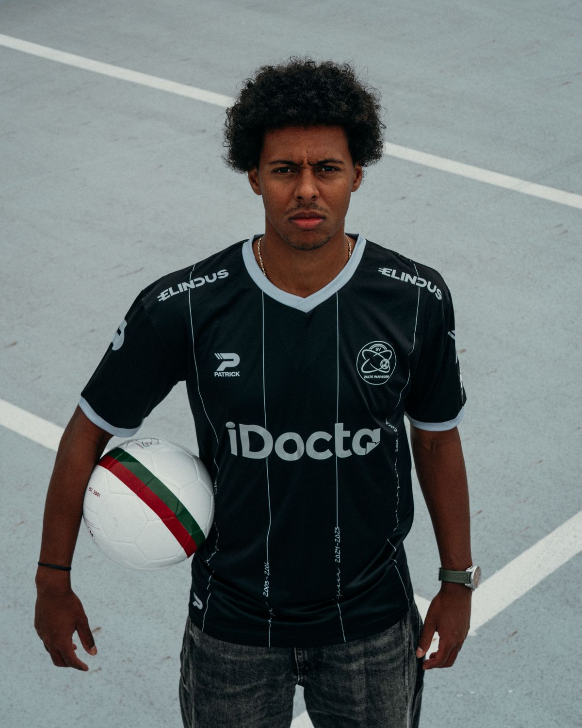 Third shirt 26/27