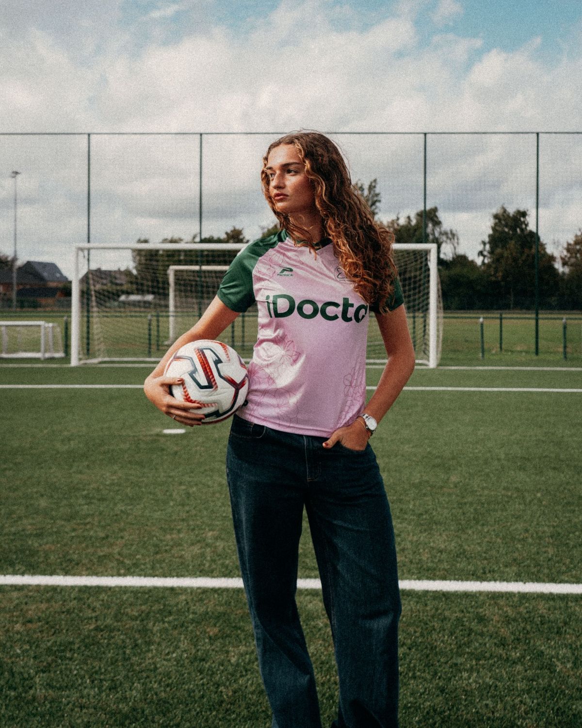 PRE - ORDER: Away shirt women 26/27
