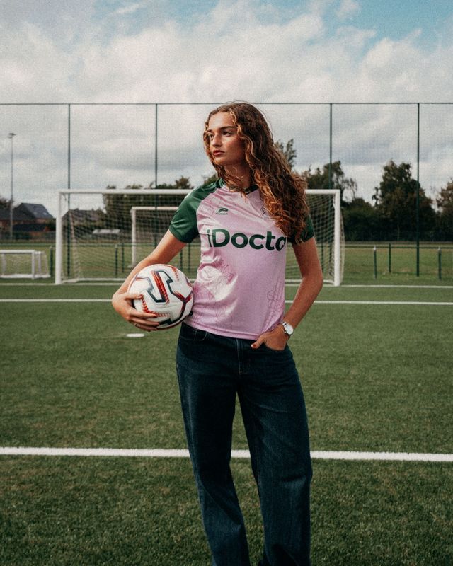 PRE - ORDER: Away shirt women 26/27